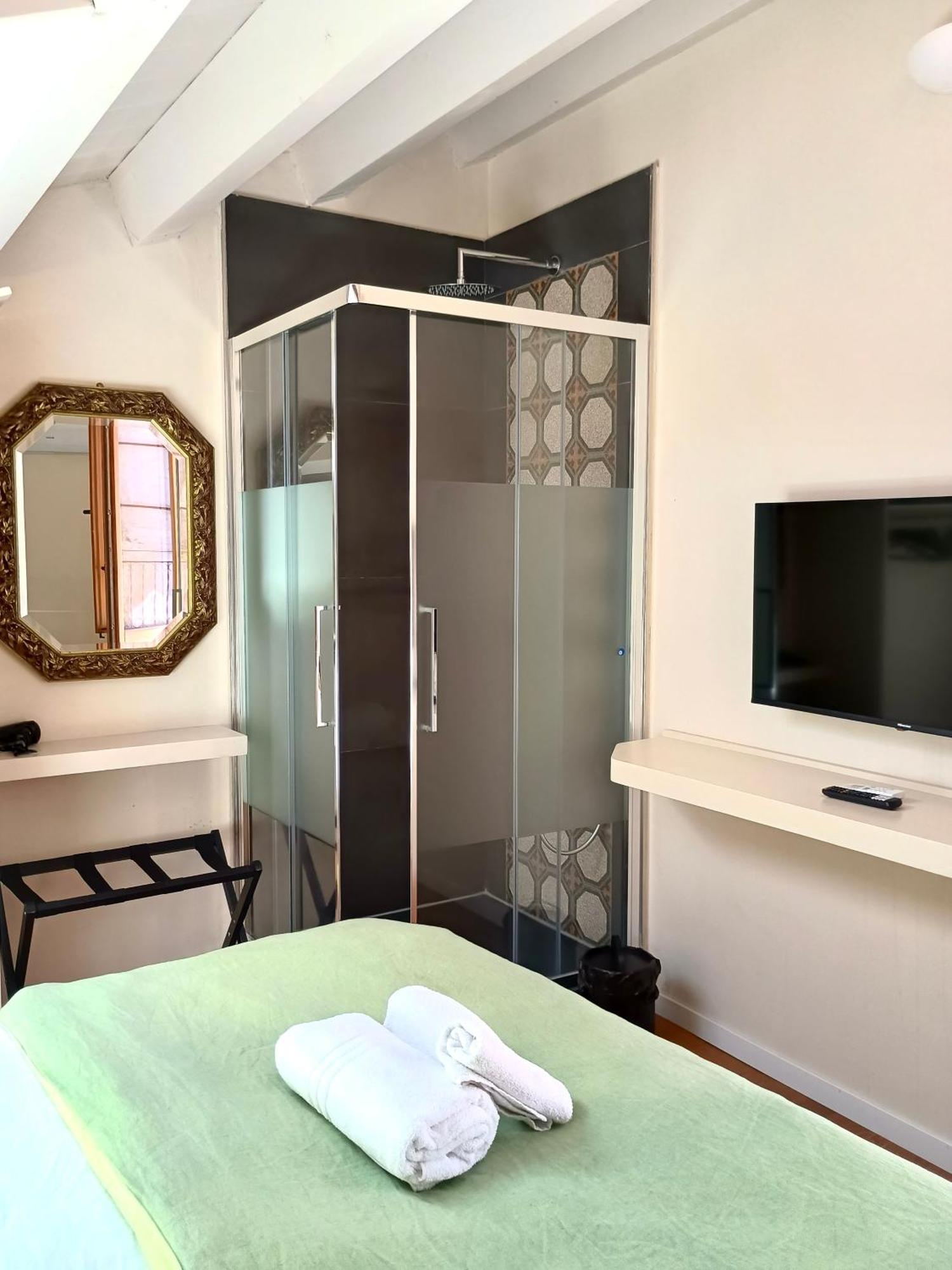Sette Fate Suites & Spa Palermo Exterior photo